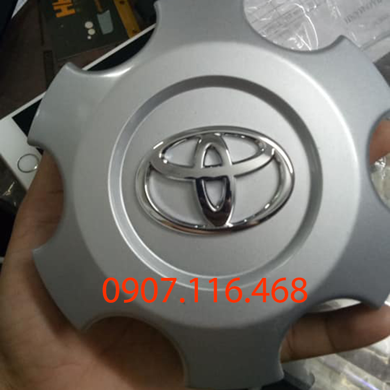 Chụp mâm Hilux 2018-2019